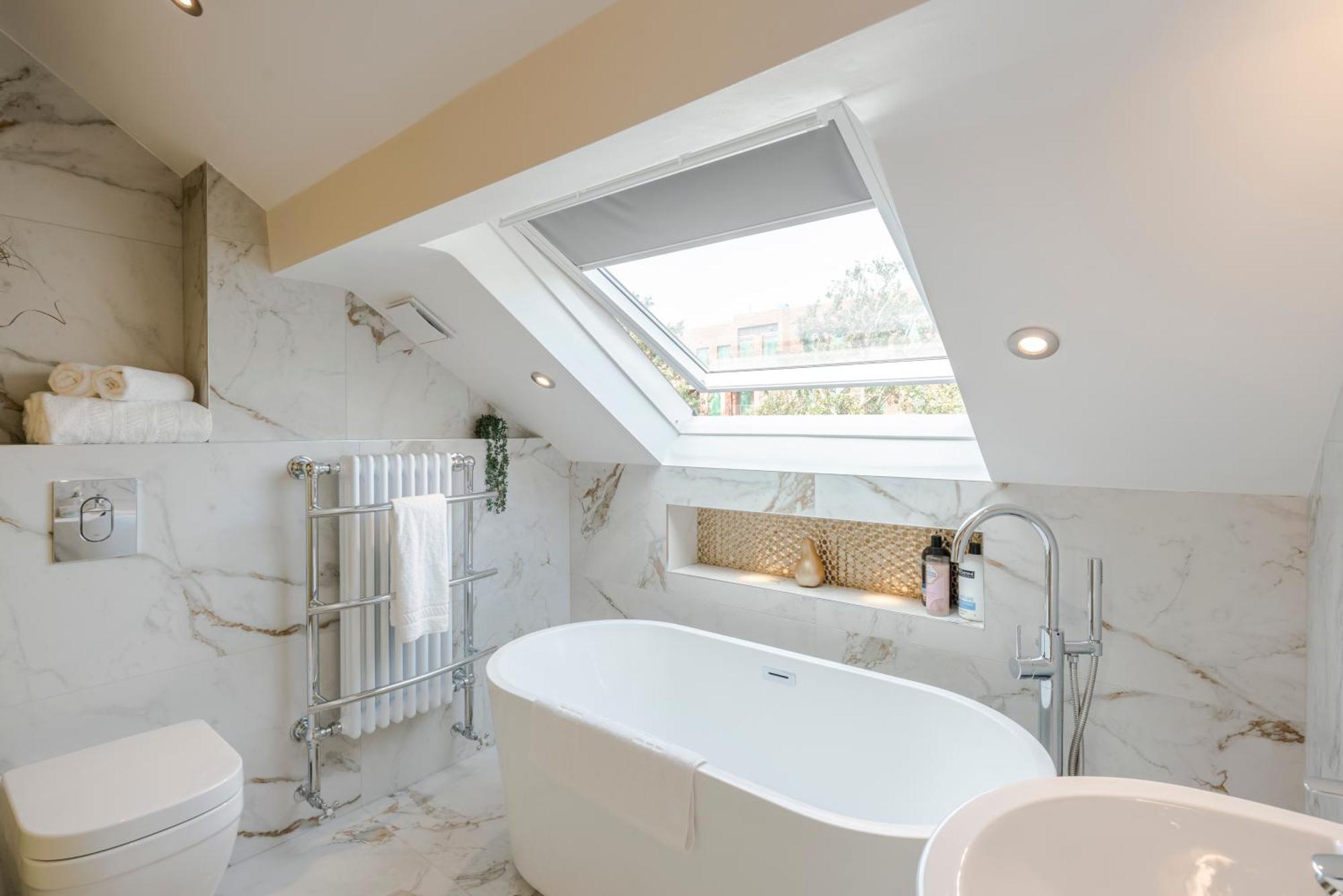 Stunning 3 Bed Duplex Apartment In The Heart Of West Hampstead London Exteriör bild